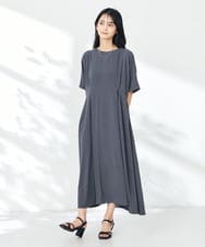 K2PHA07069 a.v.v(アー・ヴェ・ヴェ) 【接触冷感/洗える/ストレッチ/UVカット】ウエスト切り替えドルマンワンピース ダークグレー
