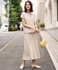 K2PHP09079 a.v.v(アー・ヴェ・ヴェ) 【2点セット】パール調ボタンデザイントップス＆フレアスカート ライトグレー