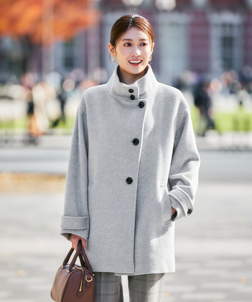 K2UAD05169 a.v.v(アー・ヴェ・ヴェ) スタンドカラーミディコート ボルドー