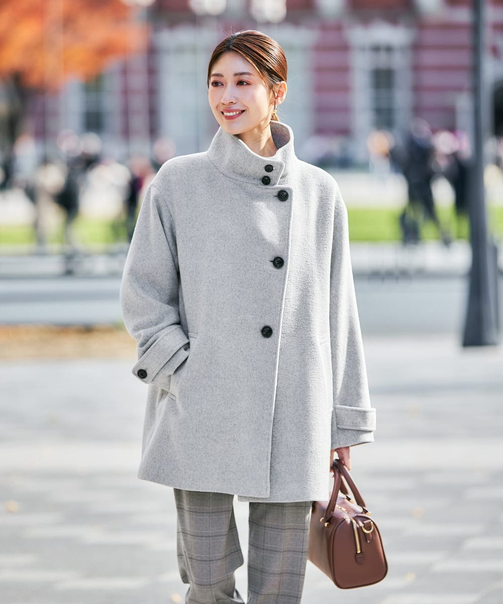 K2UAD05169 a.v.v(アー・ヴェ・ヴェ) スタンドカラーミディコート ボルドー