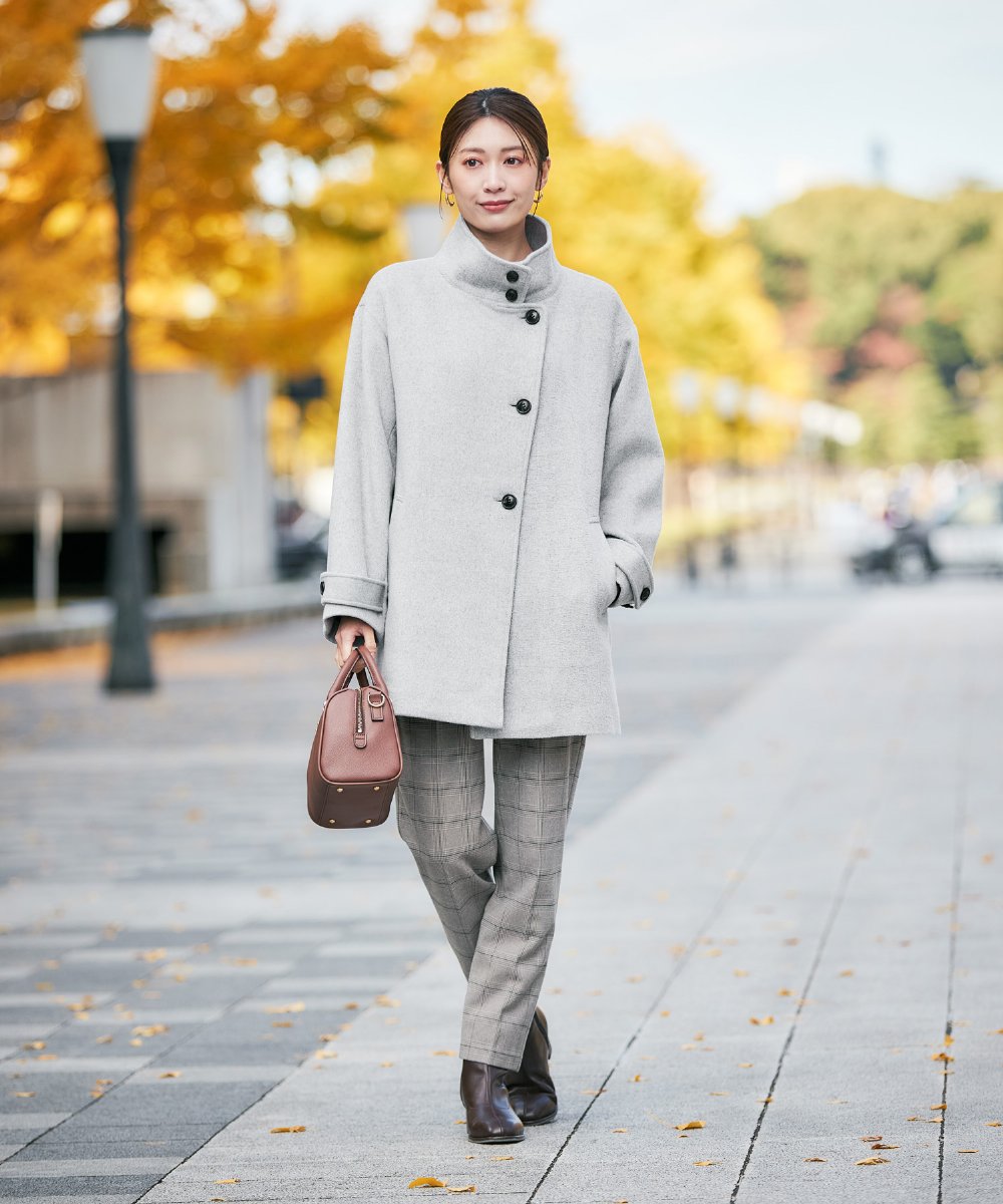 K2UAD05169 a.v.v(アー・ヴェ・ヴェ) スタンドカラーミディコート ボルドー