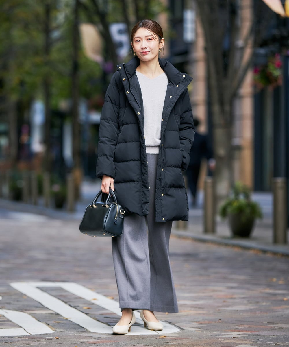 K2UAD10199 a.v.v(アー・ヴェ・ヴェ) フーデッドロングダウンコート ネイビー