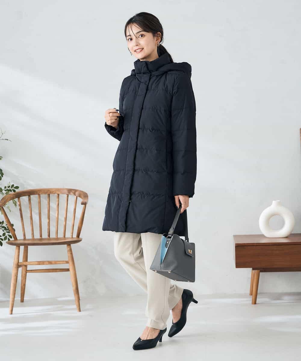 K2UAD10199 a.v.v(アー・ヴェ・ヴェ) フーデッドロングダウンコート ネイビー