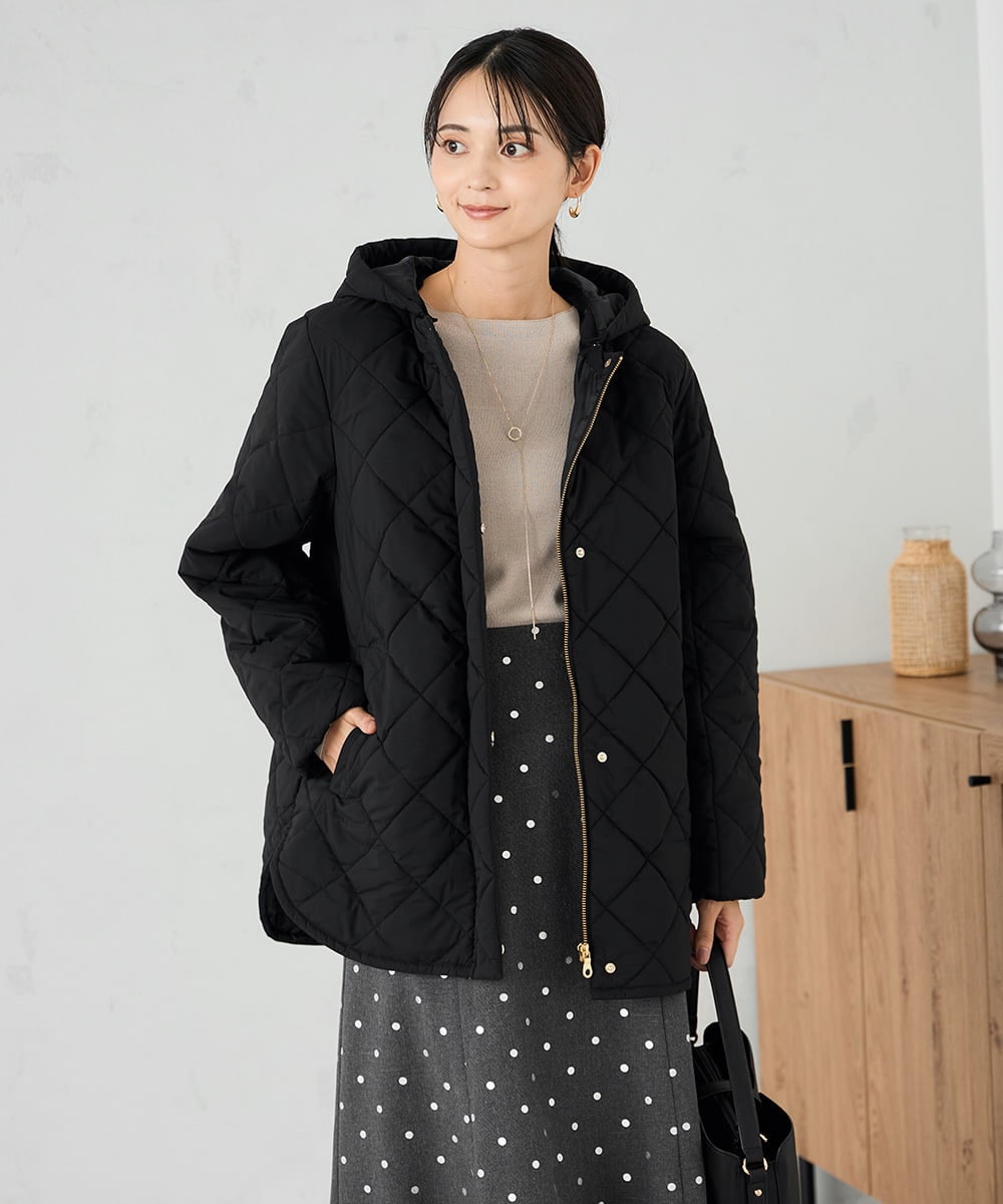 K2UKA13109 a.v.v(アー・ヴェ・ヴェ) キルティングミドルコート ブラック