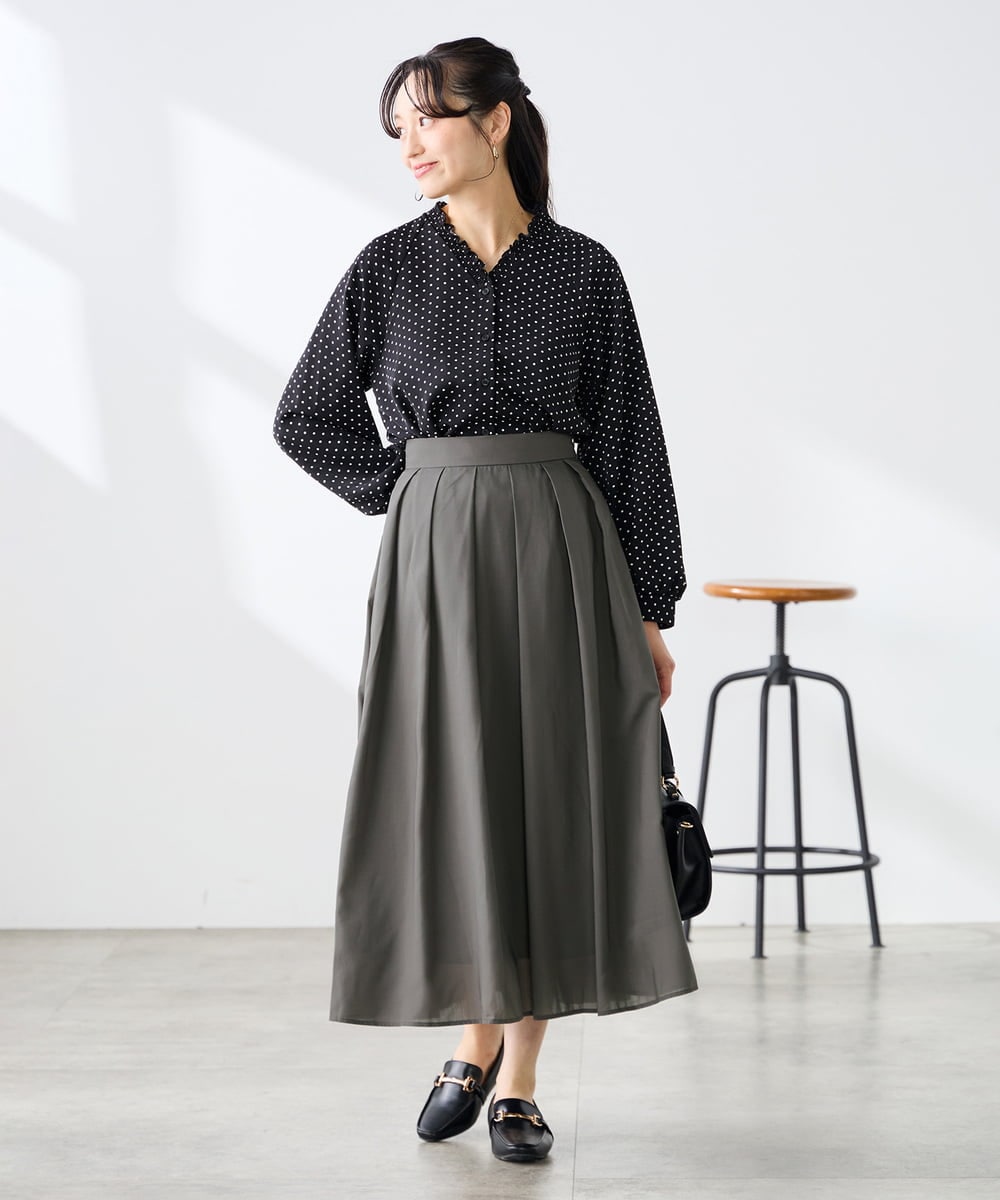 K3BFD25049 a.v.v Elmi(アー・ヴェ・ヴェ) 【低身長サイズ】フリルVネックドット柄ブラウス ホワイト