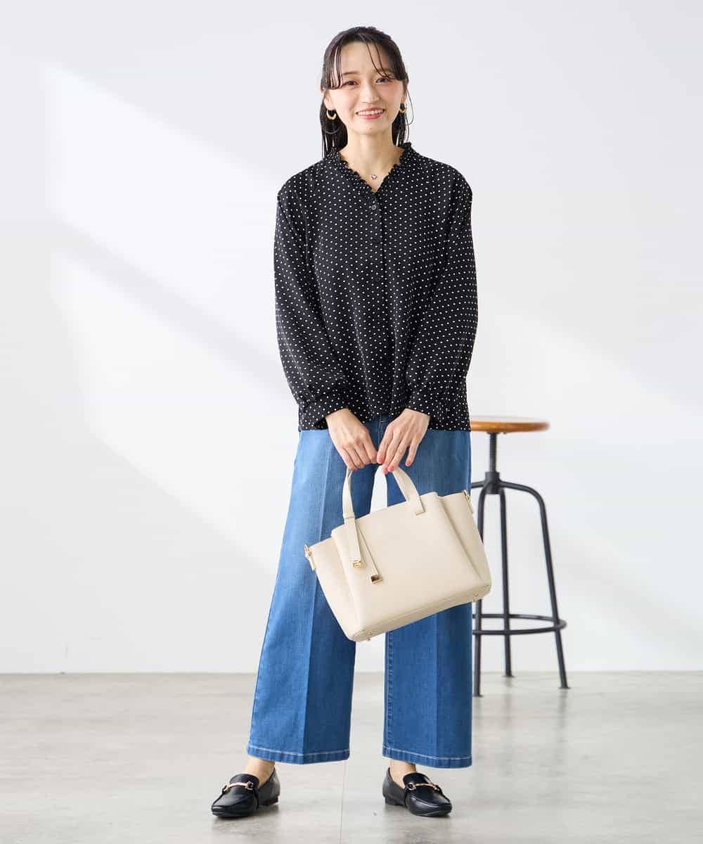 K3BFD25049 a.v.v Elmi(アー・ヴェ・ヴェ) 【低身長サイズ】フリルVネックドット柄ブラウス ホワイト