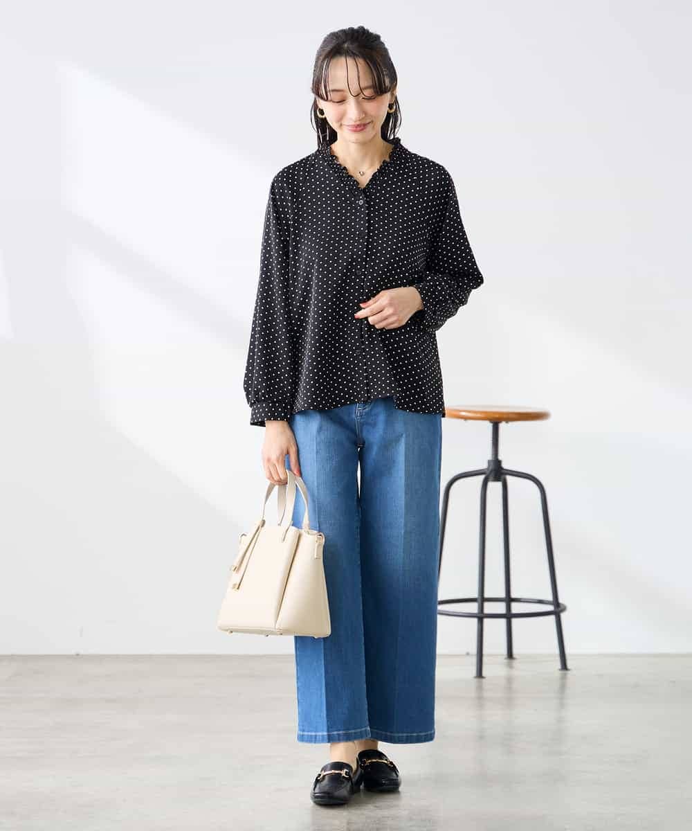 K3BFD25049 a.v.v Elmi(アー・ヴェ・ヴェ) 【低身長サイズ】フリルVネックドット柄ブラウス ホワイト