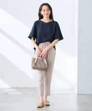 K3BGD07049 a.v.v Elmi(アー・ヴェ・ヴェ) 【低身長サイズ】浅Vネックブラウス［接触冷感/速乾/UVカット/イージーケア］ ネイビー