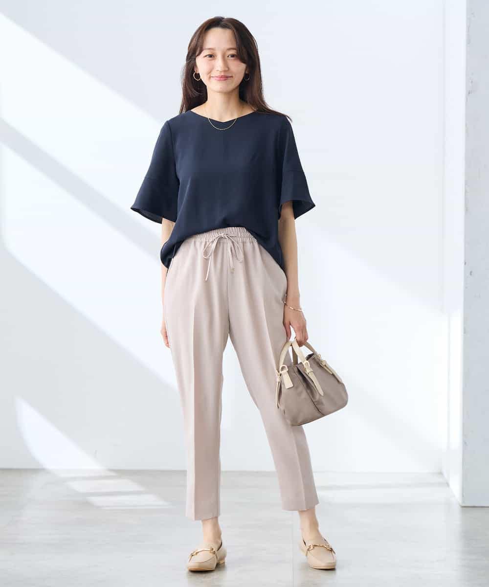 K3BGD07049 a.v.v Elmi(アー・ヴェ・ヴェ) 【低身長サイズ】浅Vネックブラウス［接触冷感/速乾/UVカット/イージーケア］ ネイビー