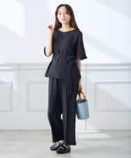 K3BGD07049 a.v.v Elmi(アー・ヴェ・ヴェ) 【低身長サイズ】浅Vネックブラウス［接触冷感/速乾/UVカット/イージーケア］ ネイビー