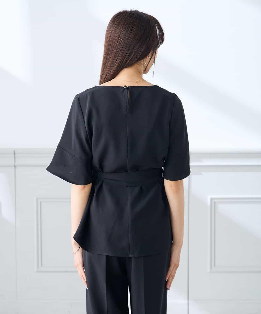 K3BGD07049 a.v.v Elmi(アー・ヴェ・ヴェ) 【低身長サイズ】浅Vネックブラウス［接触冷感/速乾/UVカット/イージーケア］ ネイビー