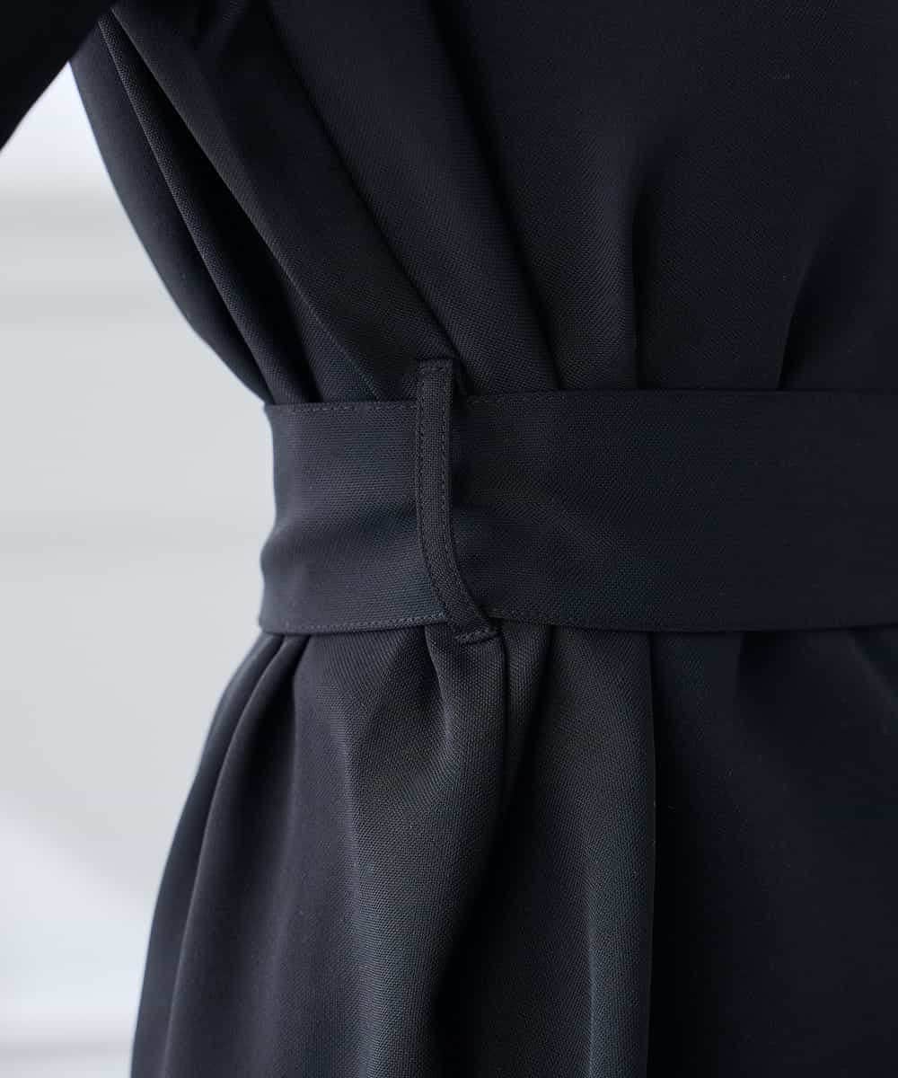 K3BGD07049 a.v.v Elmi(アー・ヴェ・ヴェ) 【低身長サイズ】浅Vネックブラウス［接触冷感/速乾/UVカット/イージーケア］ ネイビー