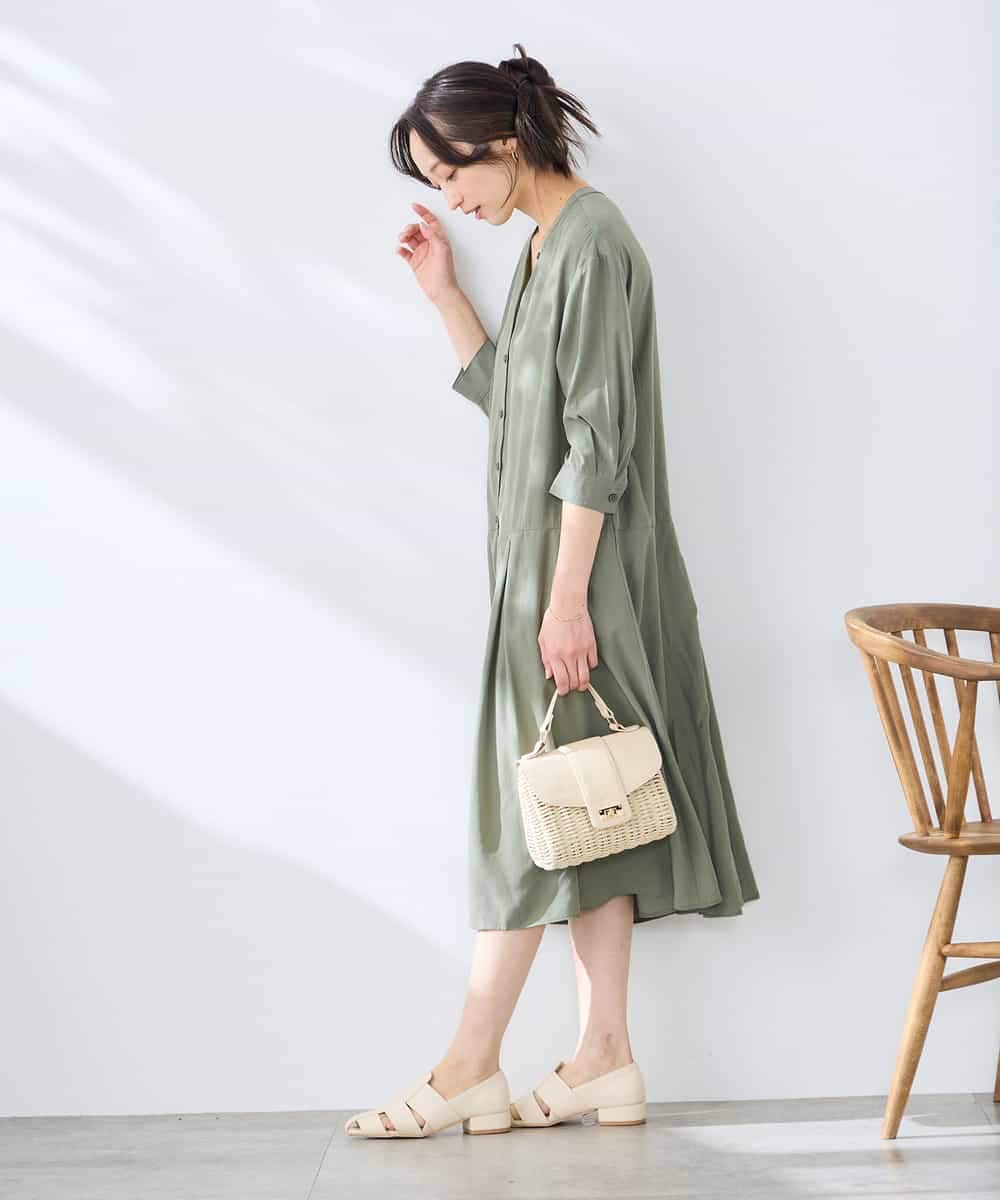 K3EGD11079 a.v.v Elmi(アー・ヴェ・ヴェ) 【低身長サイズ/洗える】カラーレスシャツワンピース カーキ