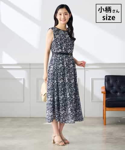 K3EHD15089 a.v.v Elmi 【低身長サイズ/洗える】フラワープリントギャザーノースリーブワンピース