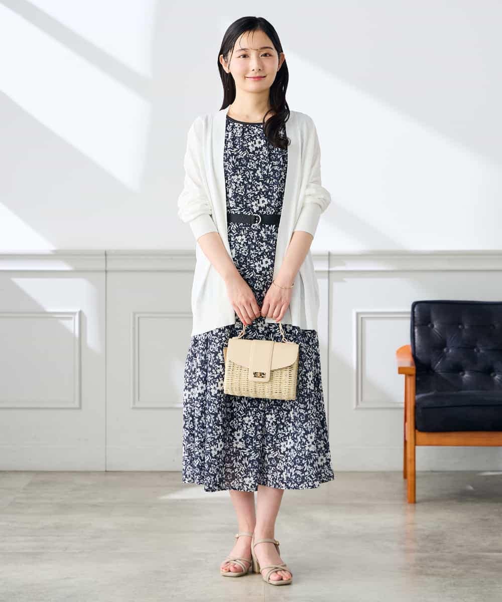 K3EHD15089 a.v.v Elmi(アー・ヴェ・ヴェ) 【低身長サイズ/洗える】フラワープリントギャザーノースリーブワンピース ネイビー