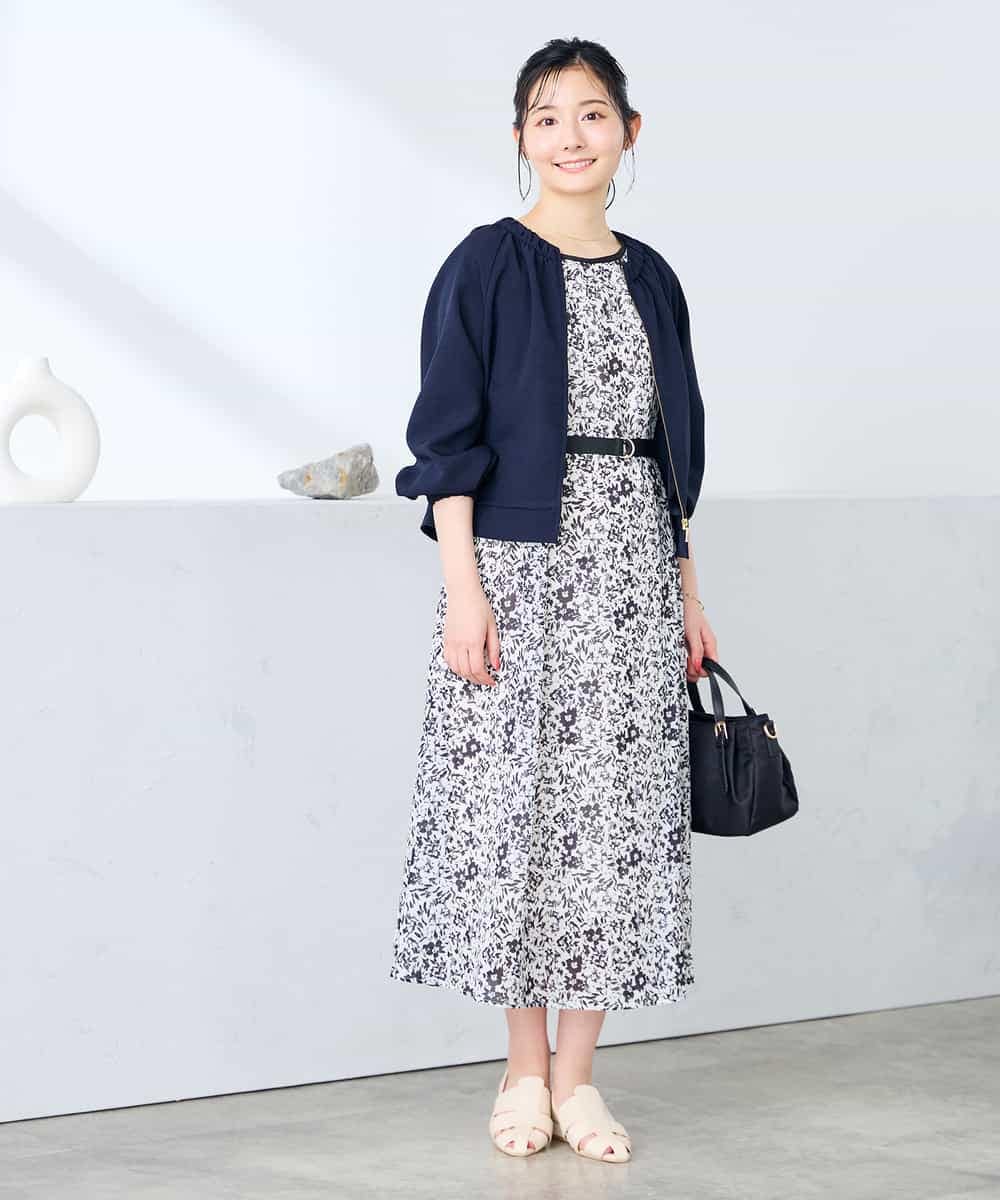 K3EHD15089 a.v.v Elmi(アー・ヴェ・ヴェ) 【低身長サイズ/洗える】フラワープリントギャザーノースリーブワンピース ネイビー