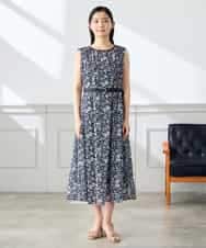 K3EHD15089 a.v.v Elmi(アー・ヴェ・ヴェ) 【低身長サイズ/洗える】フラワープリントギャザーノースリーブワンピース ネイビー