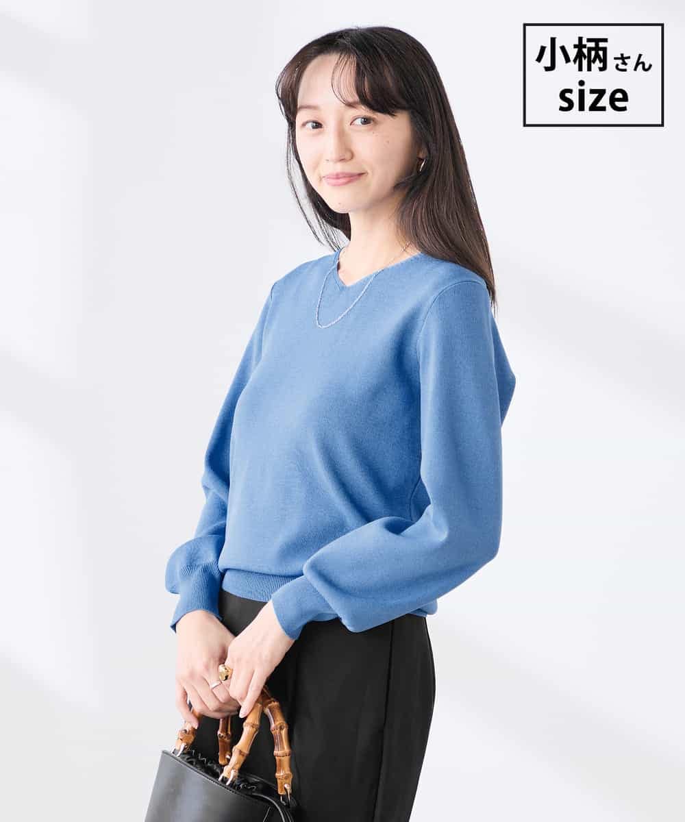 K3FED59039 a.v.v Elmi(アー・ヴェ・ヴェ) 【低身長サイズ】【洗える/UVカット】Vネックパフスリーブニット ブルー