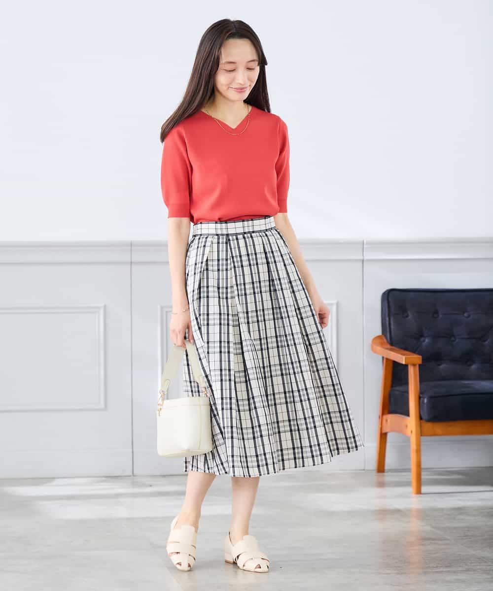 K3FGD59039 a.v.v Elmi(アー・ヴェ・ヴェ) 【低身長サイズ】ハーフスリーブVネックサマーニット【洗える/接触冷感/UVカット】 レッド