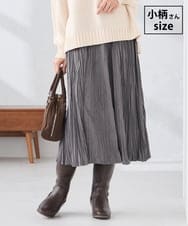 K3HBD17059 a.v.v Elmi(アー・ヴェ・ヴェ) 【低身長サイズ】フェイクスエードランダムプリーツスカート【洗える】 ダークグレー