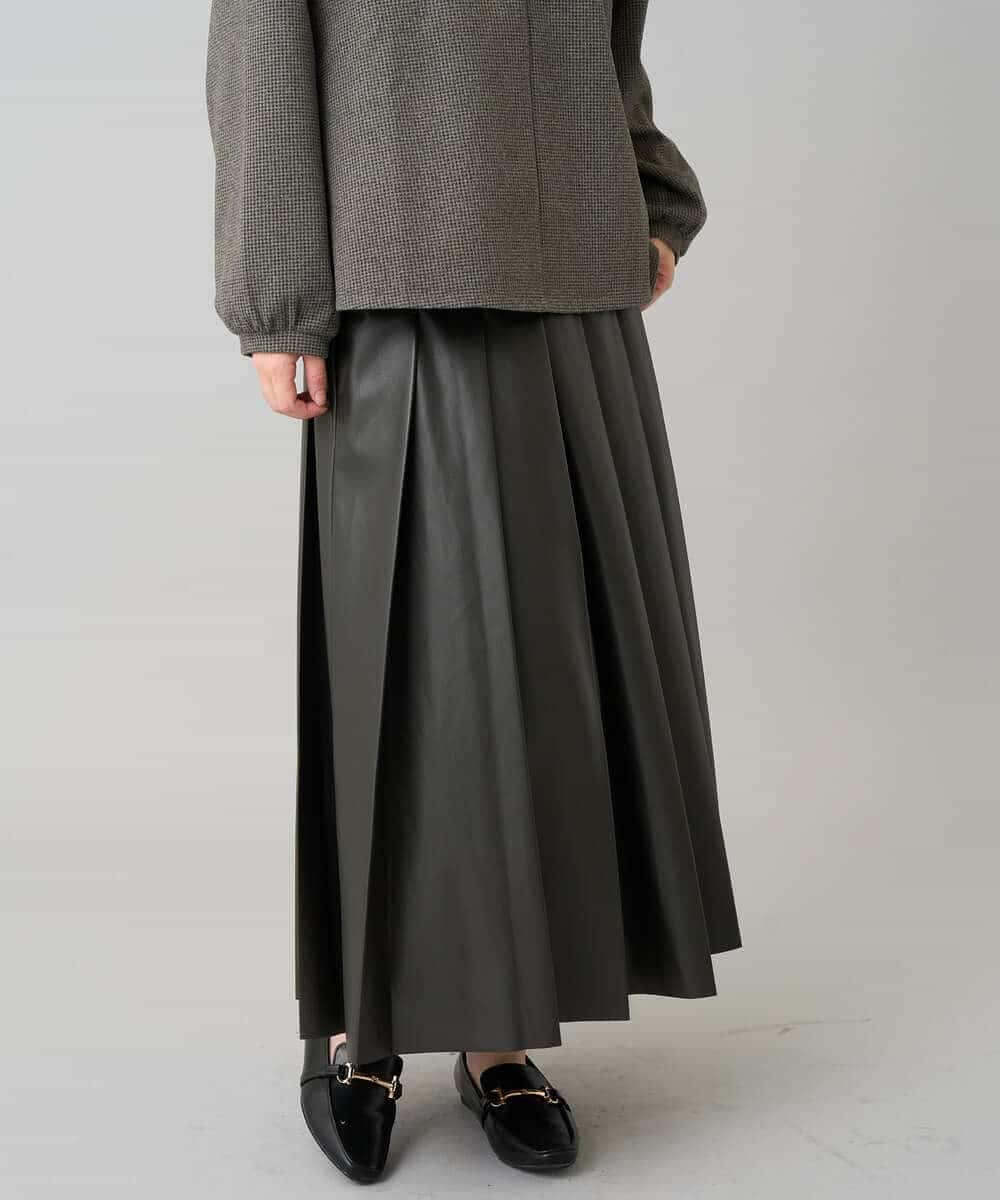 K3HBD18069 a.v.v Elmi(アー・ヴェ・ヴェ) 【低身長サイズ】レザープリーツスカート【洗える】 ダークグレー