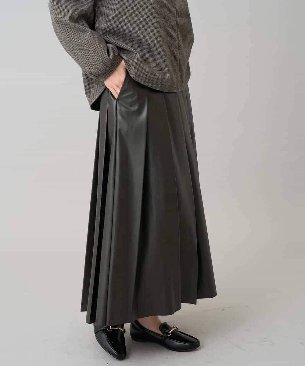 K3HBD18069 a.v.v Elmi(アー・ヴェ・ヴェ) 【低身長サイズ】レザープリーツスカート【洗える】 ダークグレー