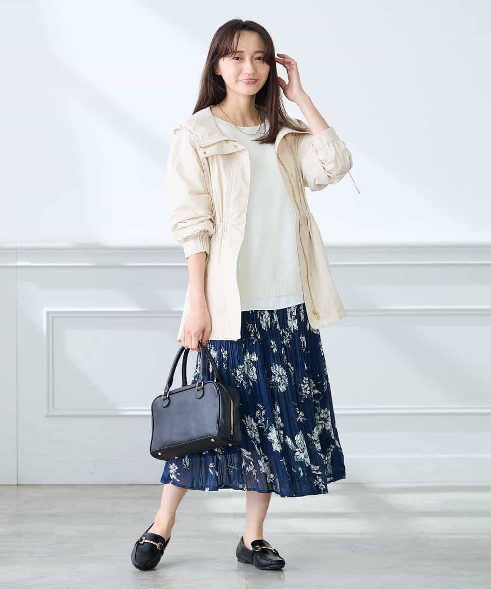 K3HGD36059 a.v.v Elmi(アー・ヴェ・ヴェ) 【低身長サイズ/洗える】フラワープリントランダムプリーツスカート ネイビー