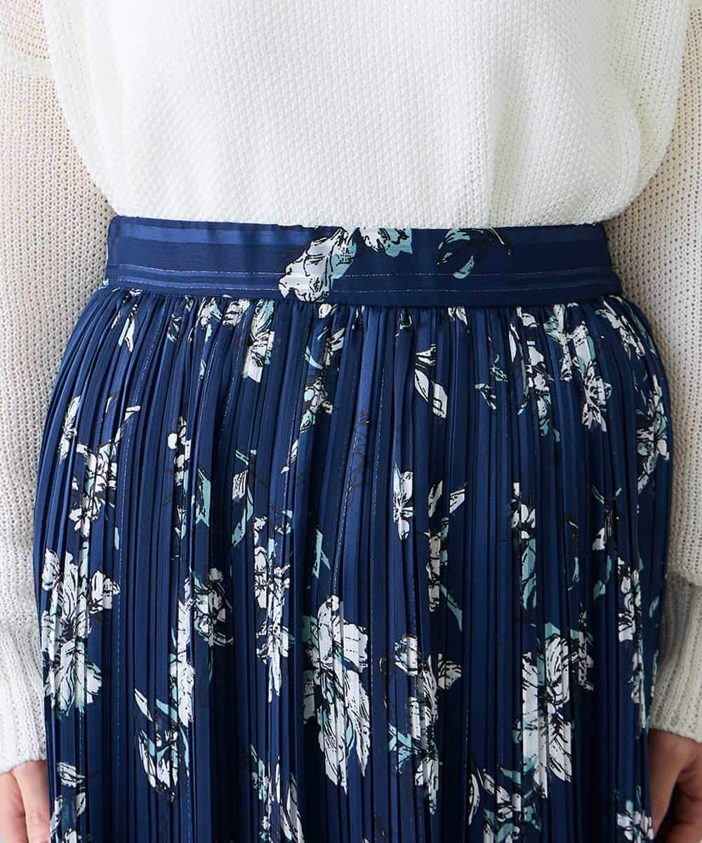 K3HGD36059 a.v.v Elmi(アー・ヴェ・ヴェ) 【低身長サイズ/洗える】フラワープリントランダムプリーツスカート ネイビー