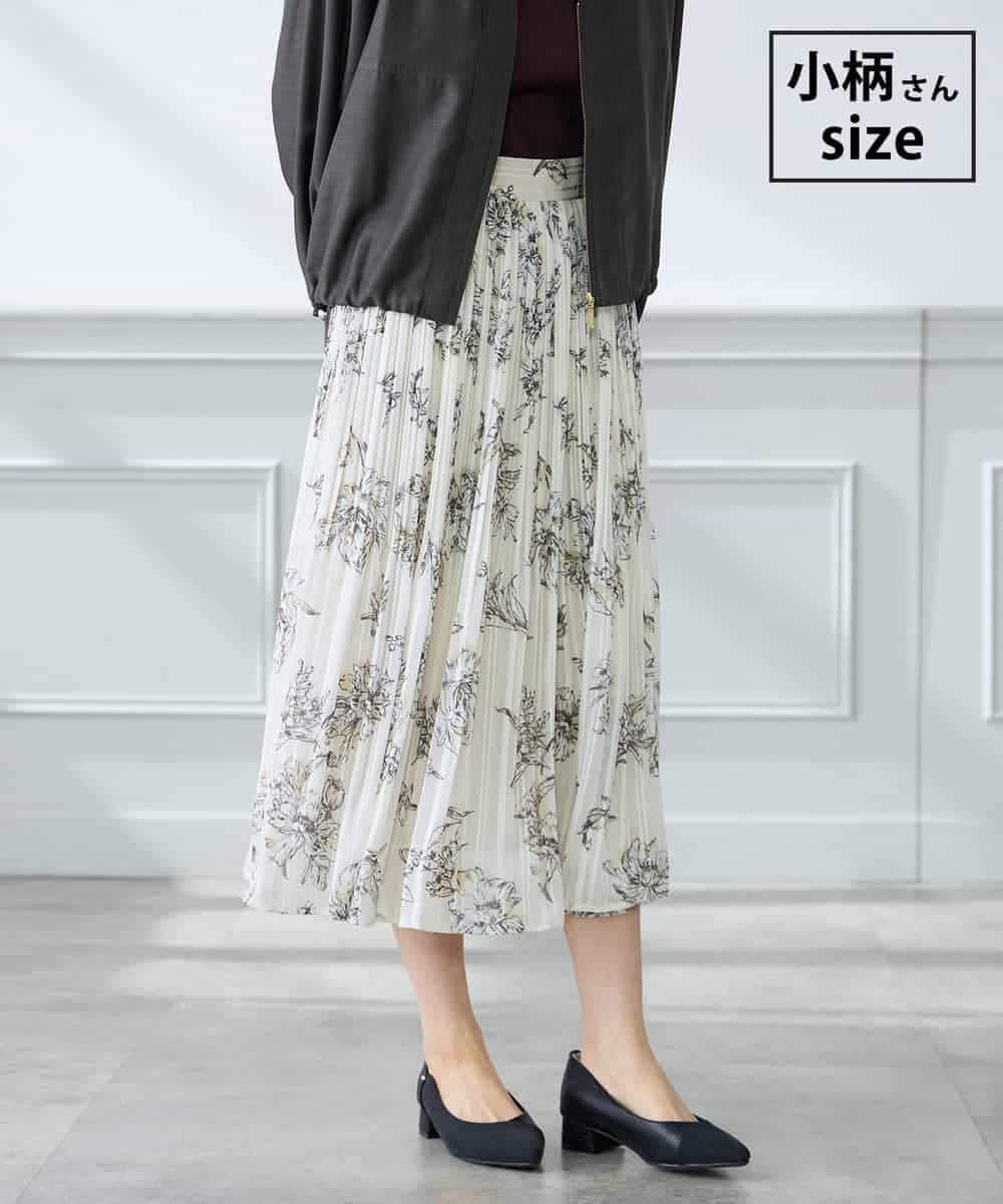 K3HGD36059 a.v.v Elmi(アー・ヴェ・ヴェ) 【低身長サイズ/洗える】フラワープリントランダムプリーツスカート ベージュ