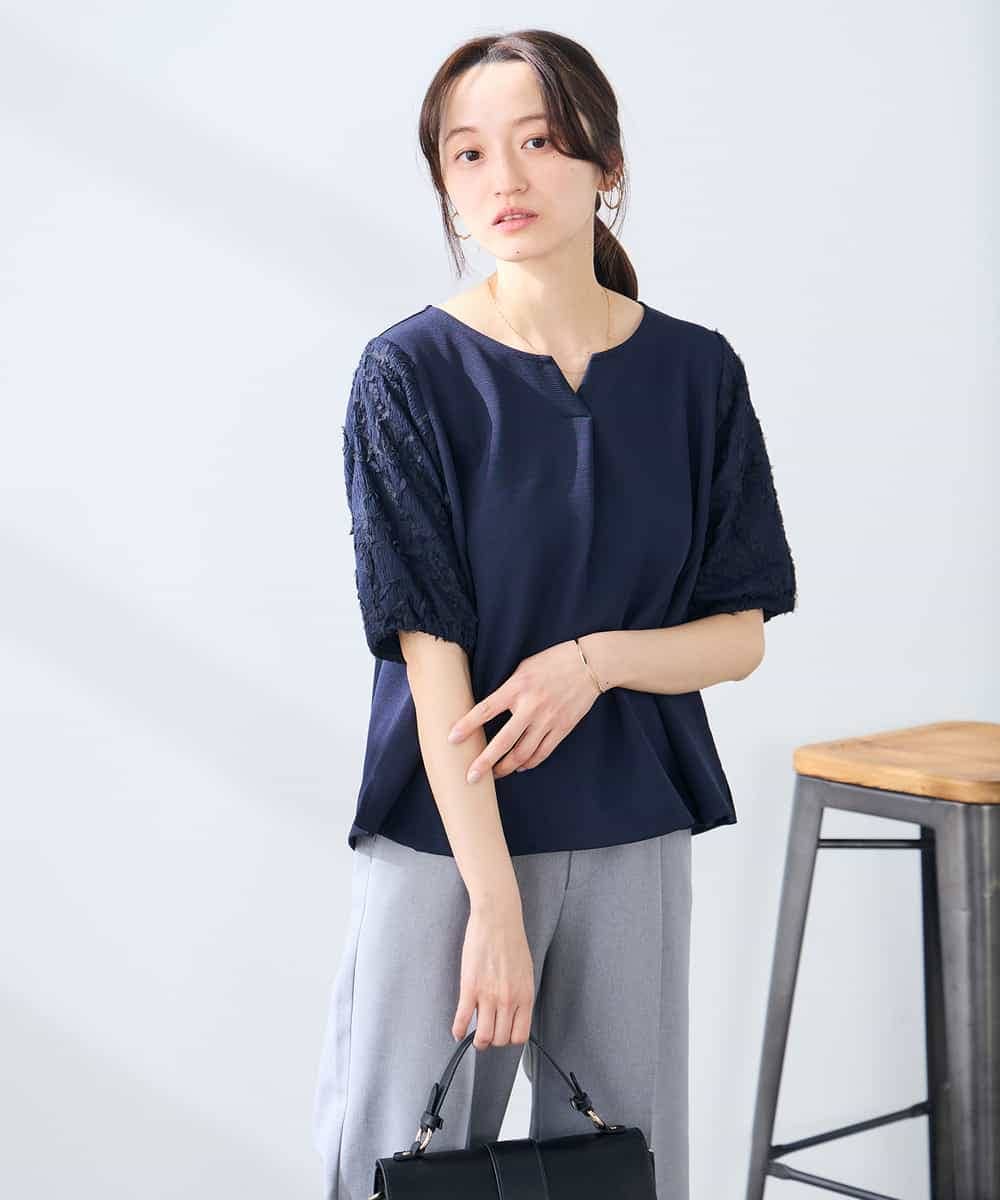 K3KGD32044 a.v.v Elmi(アー・ヴェ・ヴェ) 【低身長サイズ】レースジャガードスリーブトップス ネイビー