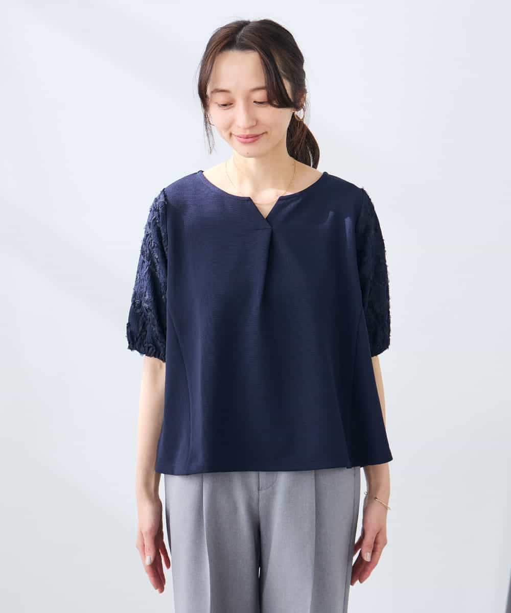 K3KGD32044 a.v.v Elmi(アー・ヴェ・ヴェ) 【低身長サイズ】レースジャガードスリーブトップス ネイビー