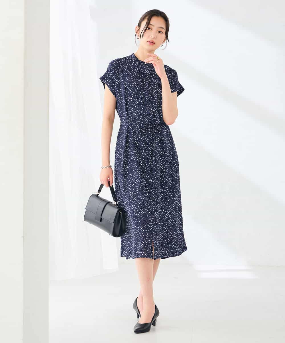 K6EHD32089 a.v.v(アー・ヴェ・ヴェ) 【WEB限定】大人フレアワンピース ネイビー柄