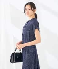 K6EHD32089 a.v.v(アー・ヴェ・ヴェ) 【WEB限定】大人フレアワンピース ネイビー柄