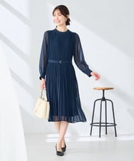 K6EHF26109 a.v.v(アー・ヴェ・ヴェ) 【WEB限定】ランダムプリーツワンピース ブルー