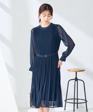 K6EHF26109 a.v.v(アー・ヴェ・ヴェ) 【WEB限定】ランダムプリーツワンピース ネイビー