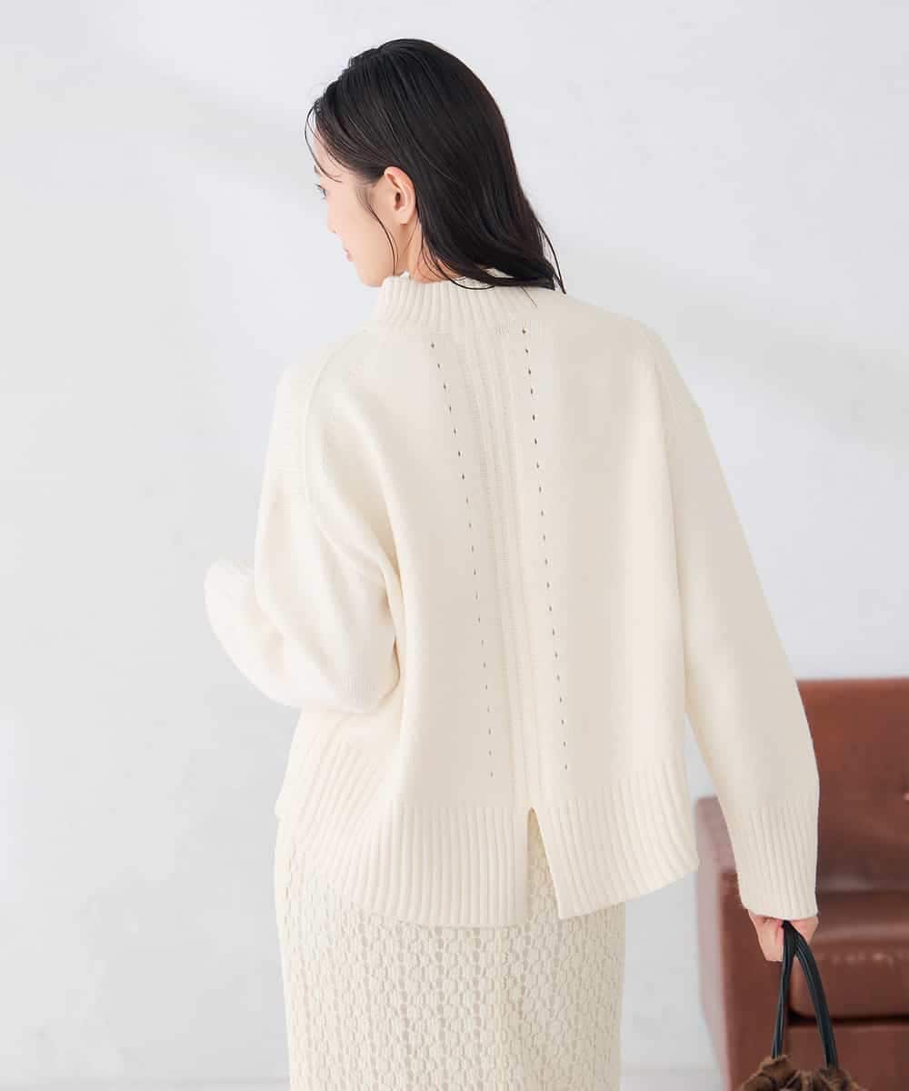 K6FAG18044 a.v.v(アー・ヴェ・ヴェ) 【WEB限定】クロップドバックスリットニット レッド