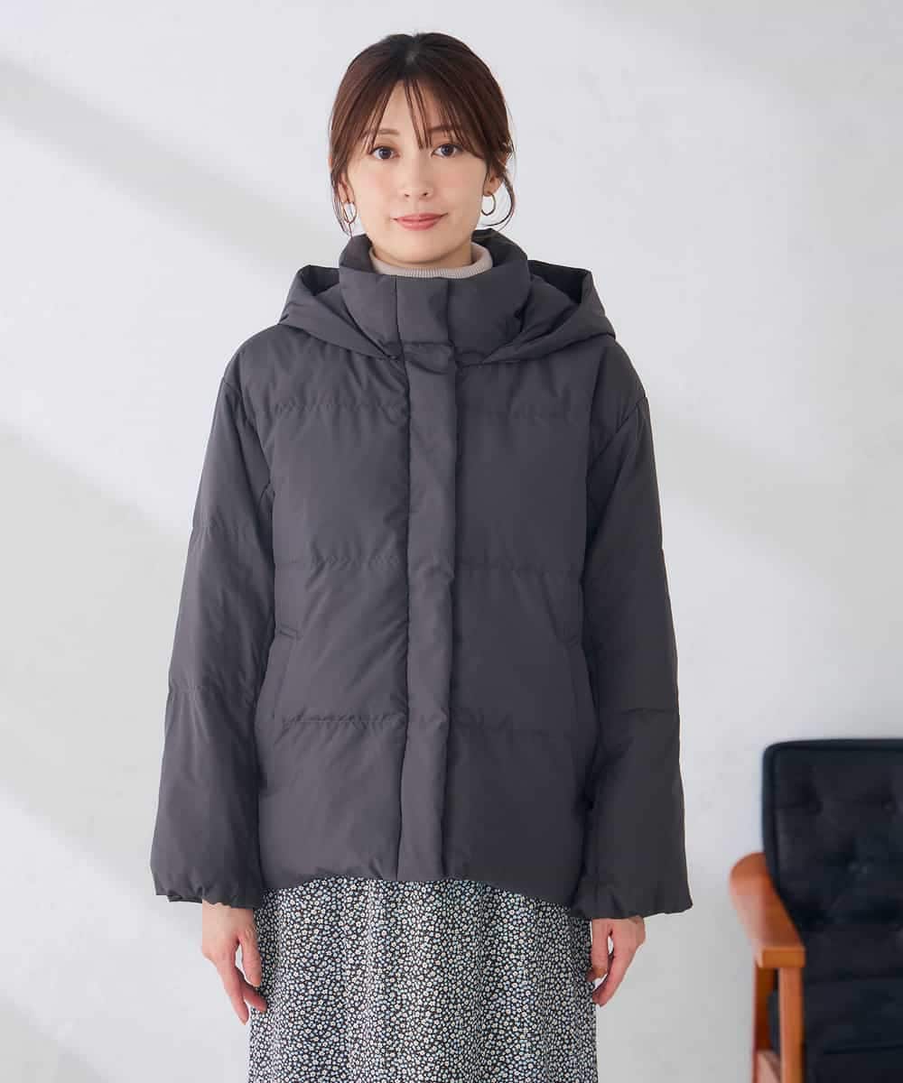 K6JBG10159 a.v.v(アー・ヴェ・ヴェ) 【WEB限定】2WAY スタンドネック ショート ダウン ジャケット ライトカーキ