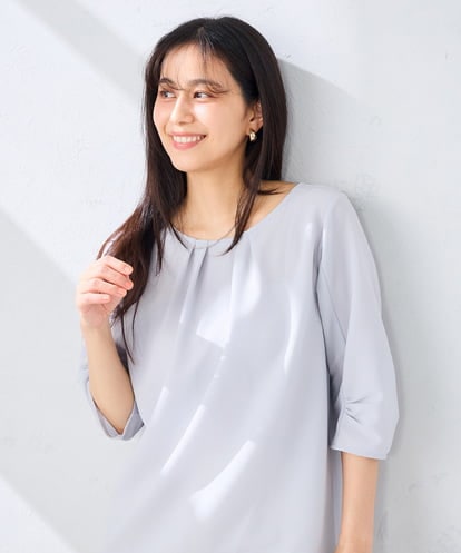 K6KFD04039 a.v.v 【WEB限定/洗える】タックスリーブカットソー