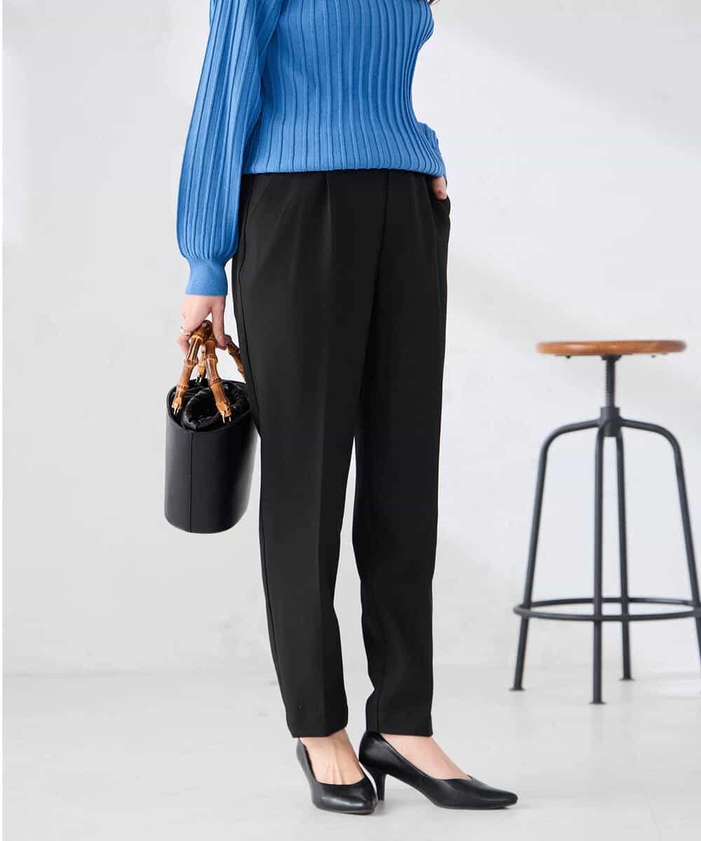 K6LFD70049 a.v.v(アー・ヴェ・ヴェ) 【WEB限定/支持率NO.1/イージーケア/ストレッチ】スッキリ見えテーパードパンツ ブラック