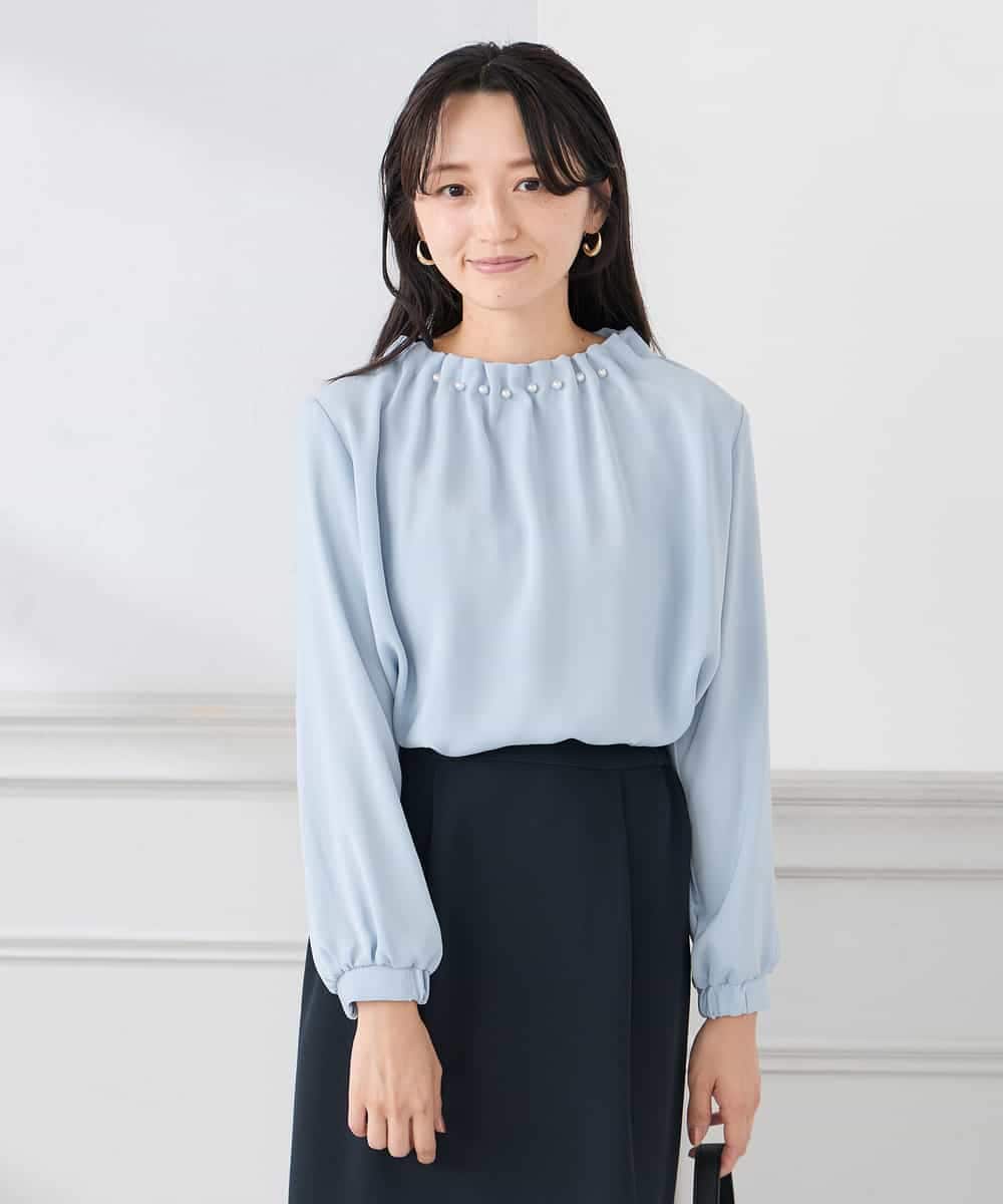 KABCD03059 a.v.v Elmi(アー・ヴェ・ヴェ) 【低身長サイズ】【洗える】タックネックブラウス ライトブルー
