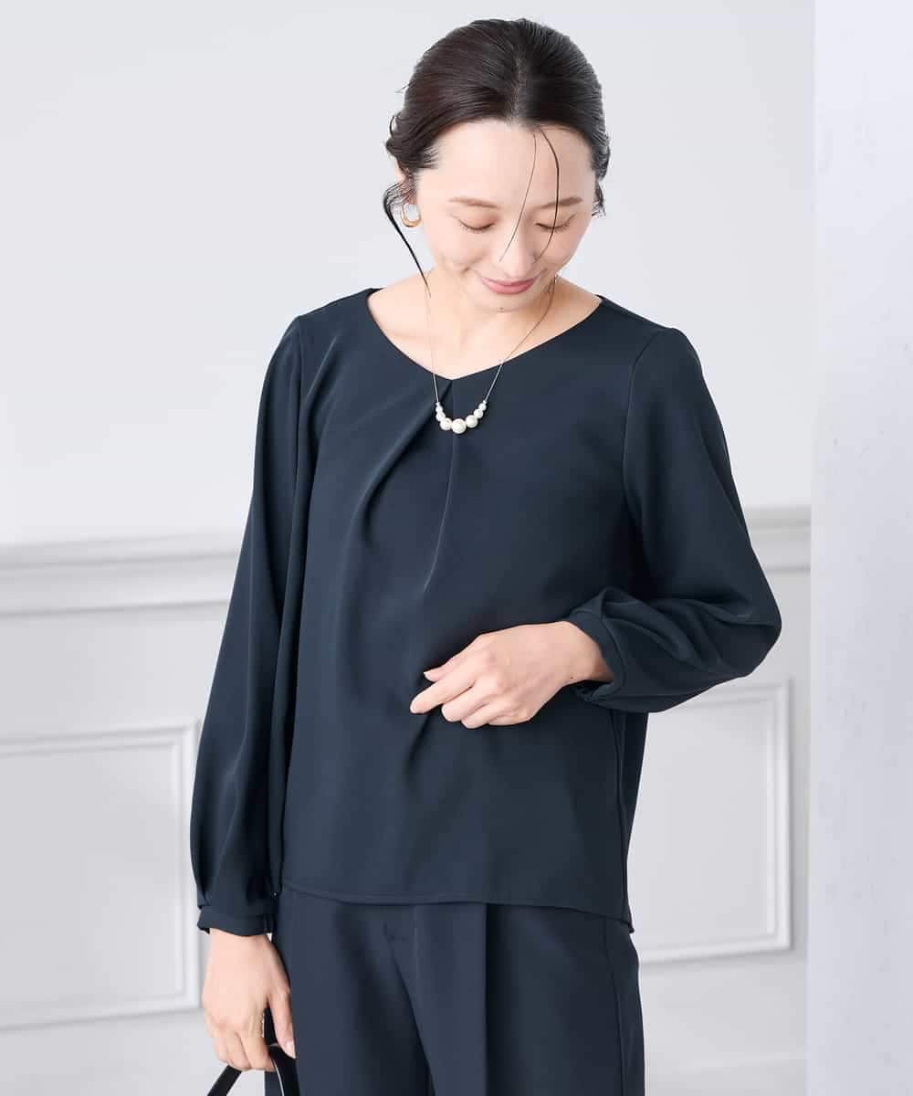 KABCD05059 a.v.v Elmi(アー・ヴェ・ヴェ) 【低身長サイズ】サテンバックフレアブラウス【洗える/速乾/毛玉になりにくい/イージーケア】 ネイビー