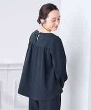 KABCD05059 a.v.v Elmi(アー・ヴェ・ヴェ) 【低身長サイズ】サテンバックフレアブラウス【洗える/速乾/毛玉になりにくい/イージーケア】 ネイビー