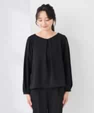 KABCD05059 a.v.v Elmi(アー・ヴェ・ヴェ) 【低身長サイズ】サテンバックフレアブラウス【洗える/速乾/毛玉になりにくい/イージーケア】 ネイビー