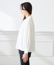 KABFE09059 a.v.v Elmi(アー・ヴェ・ヴェ) 【低身長サイズ】幾何柄ボウタイ風ブラウス ライトブルー