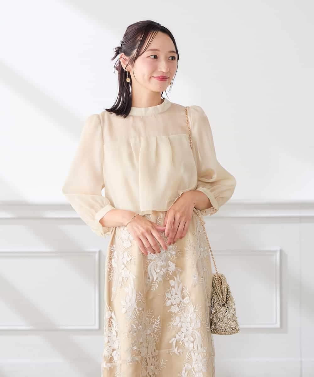 KAETF11169 a.v.v Elmi(アー・ヴェ・ヴェ) 【低身長サイズ/結婚式/お呼ばれに】チュール刺繍 スタンドカラーワンピース ベージュ