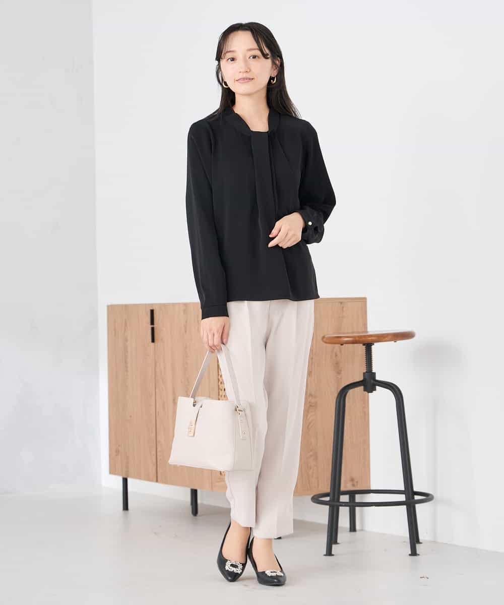 KALCD04069 a.v.v Elmi(アー・ヴェ・ヴェ) 【低身長サイズ】サテンテーパードパンツ【洗える/速乾/毛玉になりにくい/イージーケア】 ネイビー