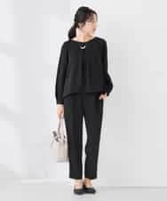 KALCD04069 a.v.v Elmi(アー・ヴェ・ヴェ) 【低身長サイズ】サテンテーパードパンツ【洗える/速乾/毛玉になりにくい/イージーケア】 ネイビー