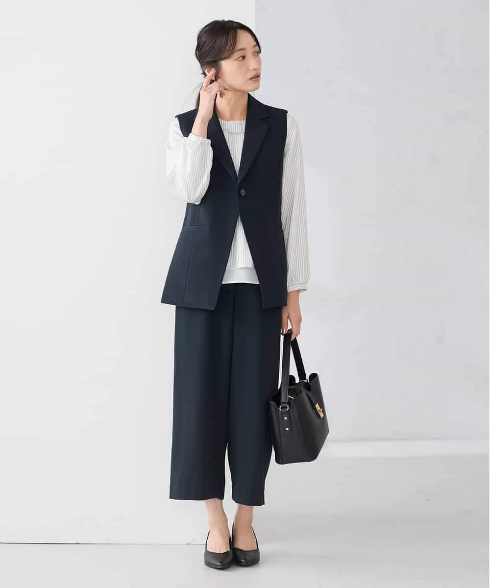 KALCD05069 a.v.v Elmi(アー・ヴェ・ヴェ) 【低身長サイズ】サテンワイドクロップドパンツ【洗える/速乾/毛玉になりにくい/イージーケア】 ネイビー