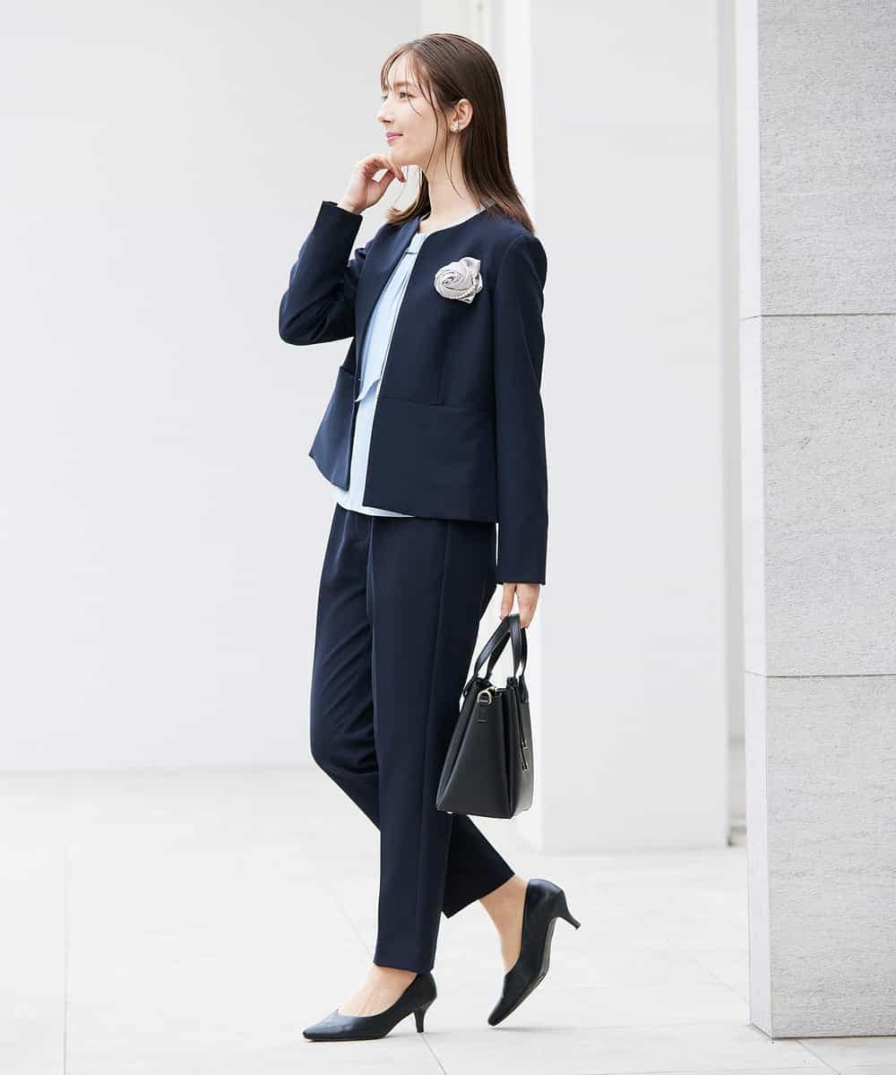 KBBCD01059 a.v.v(アー・ヴェ・ヴェ) 【洗える/ストレッチ】ボウタイメタルチャームブラウス ライトブルー