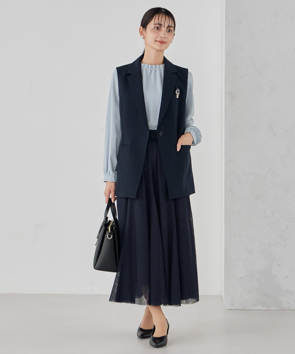 KBBCD03059 a.v.v(アー・ヴェ・ヴェ) 【洗える】タックネックブラウス ライトブルー